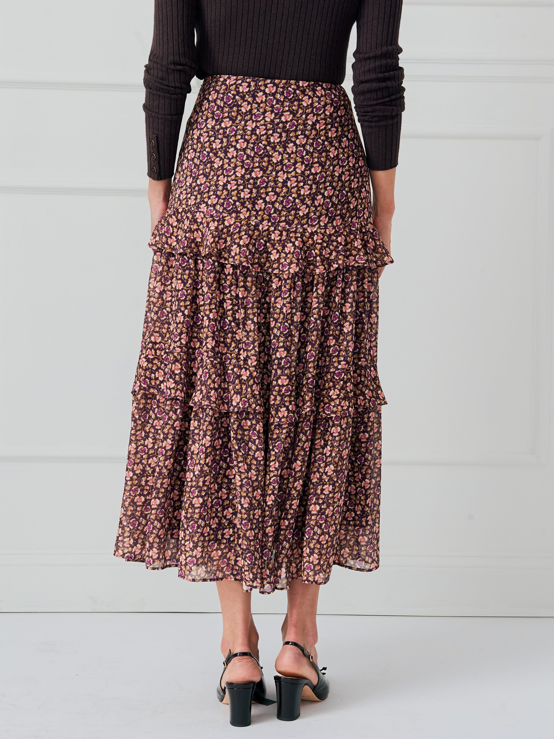 cecilia_0228286377_flower_market_plum_purple_off_white_giulia_0215706377_flower_market_142