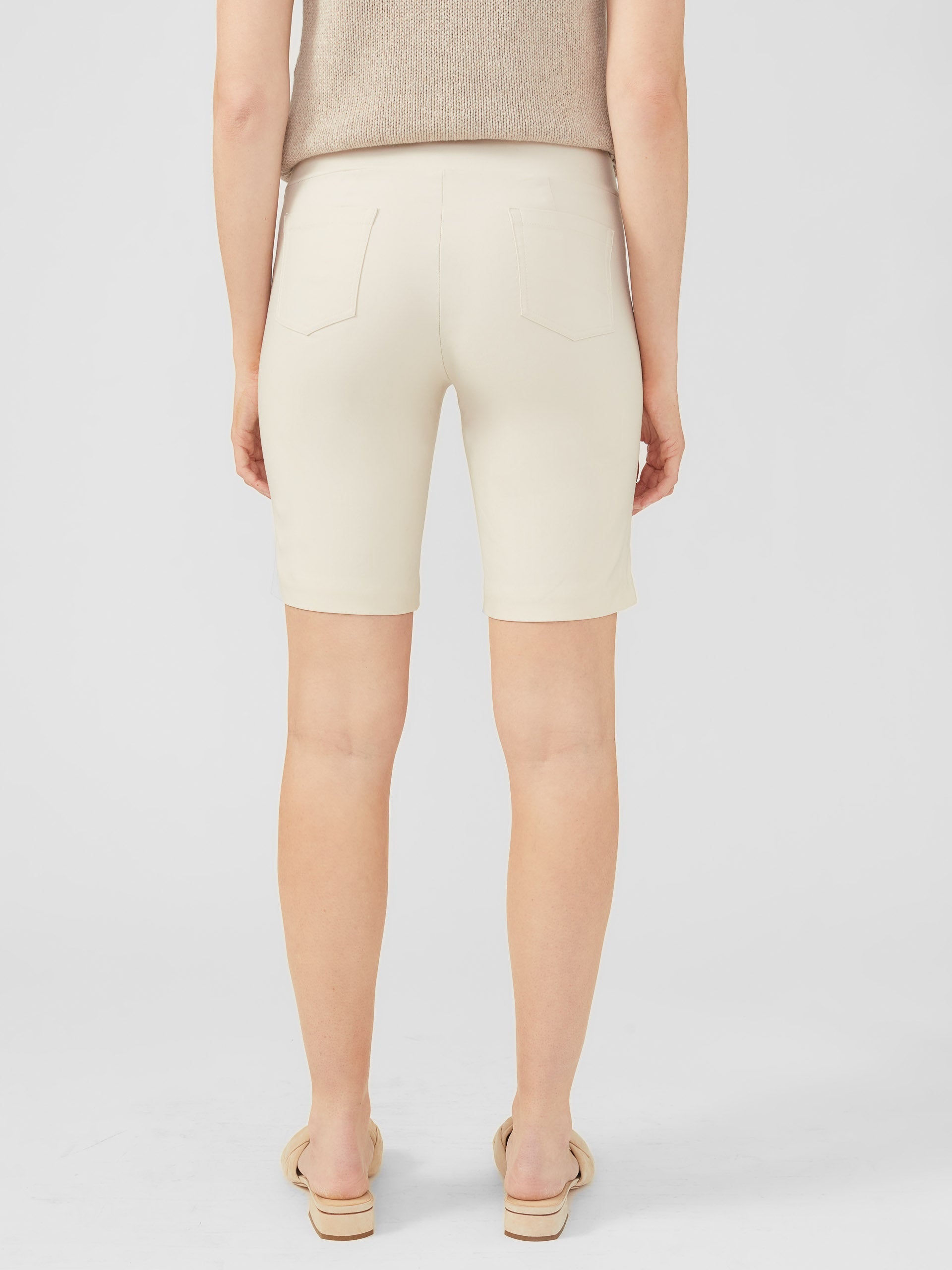 masie_shorts_0144471022_stone_085_3f0da008-a312-4bd6-8e52-3697d9b2284f